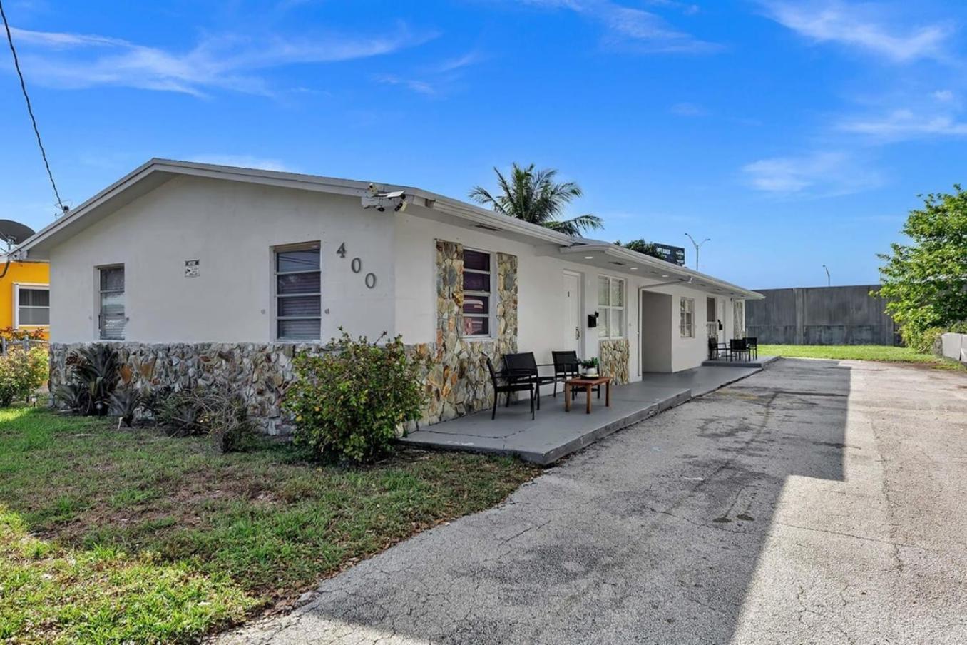 2 Bdrm Modern House Mins From Beach & Casino Hb1 Hallandale Beach Eksteriør bilde