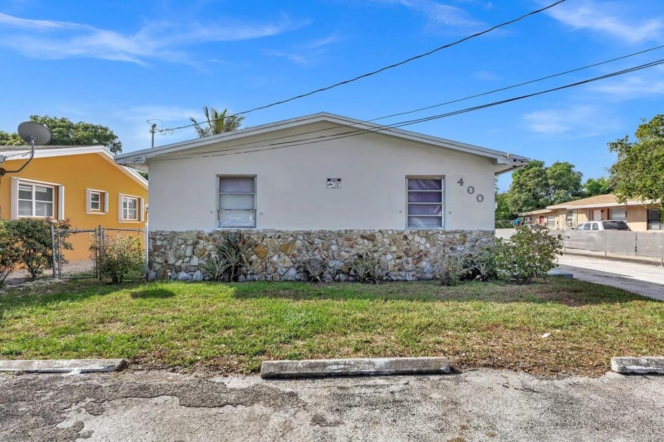 2 Bdrm Modern House Mins From Beach & Casino Hb1 Hallandale Beach Eksteriør bilde